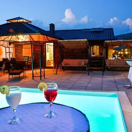 River Homes Villa *